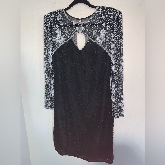 Stunning Laurence Kazar Long Sleeve Beaded Silk Dress - Picture 5 of 16